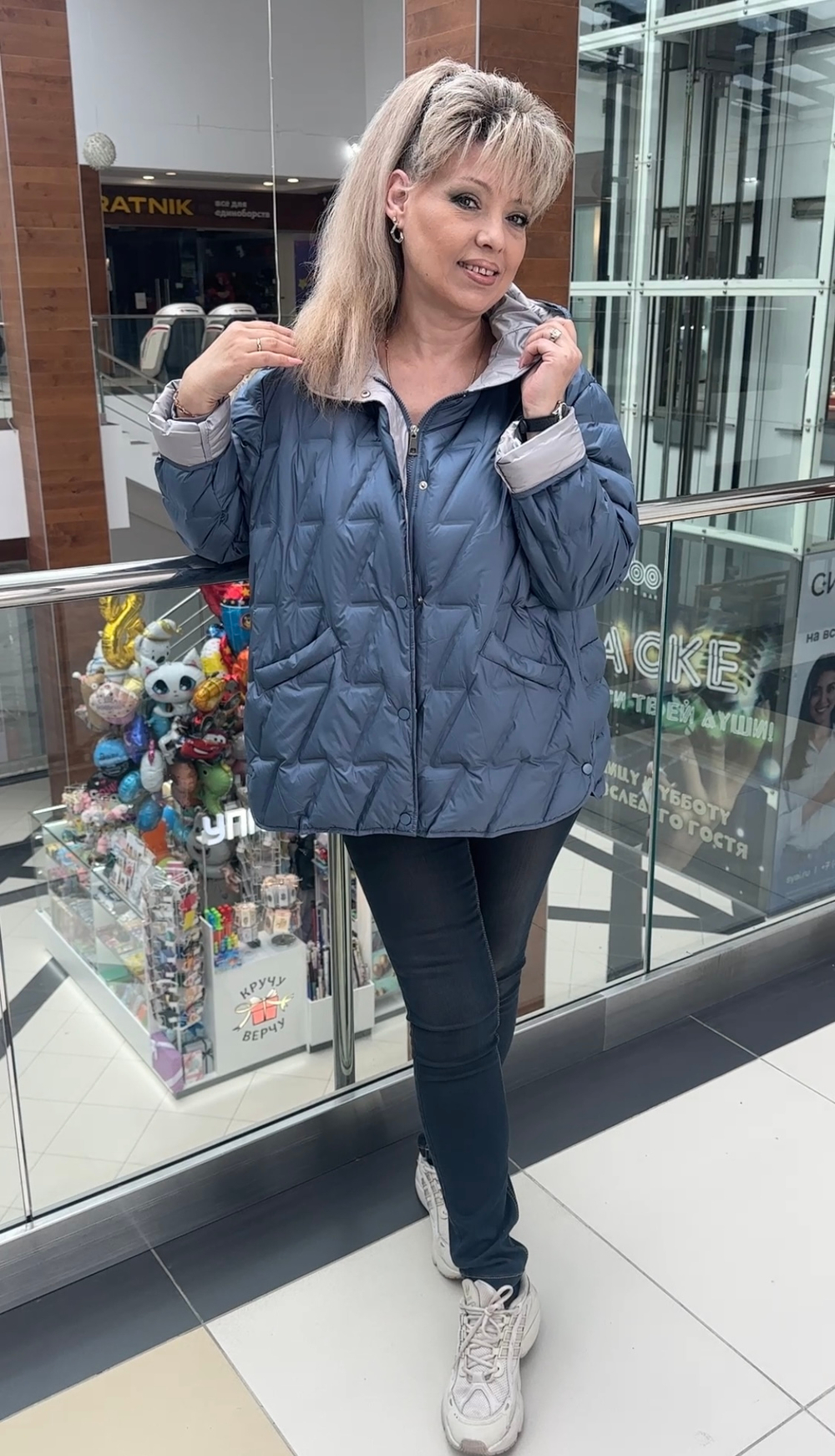 Весенне-осенняя курточка в джинсовом цвете