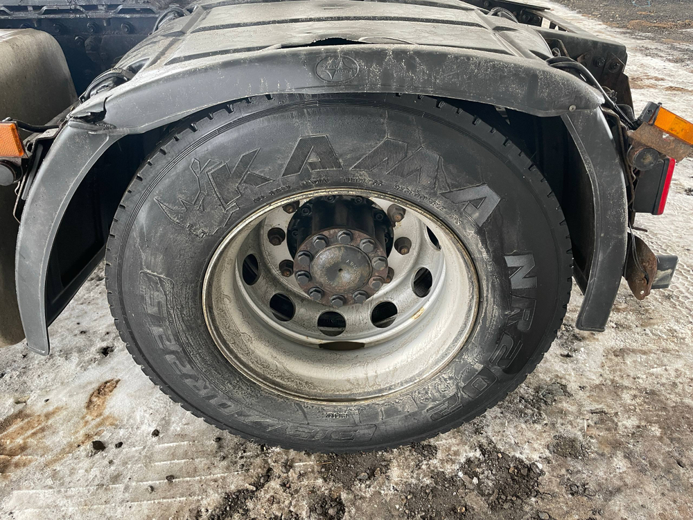 КамАЗ 5490 4x2 Седельный тягач 5490-DC (Дизельный, 12,0 л, 401 л.с., МТ)