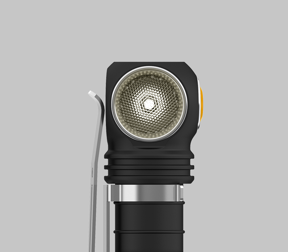 Фонарь Armytek Wizard C1 Pro Magnet USB (теплый свет)