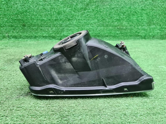 ПТФ левая Toyota Land Cruiser 200 (2007-2012)