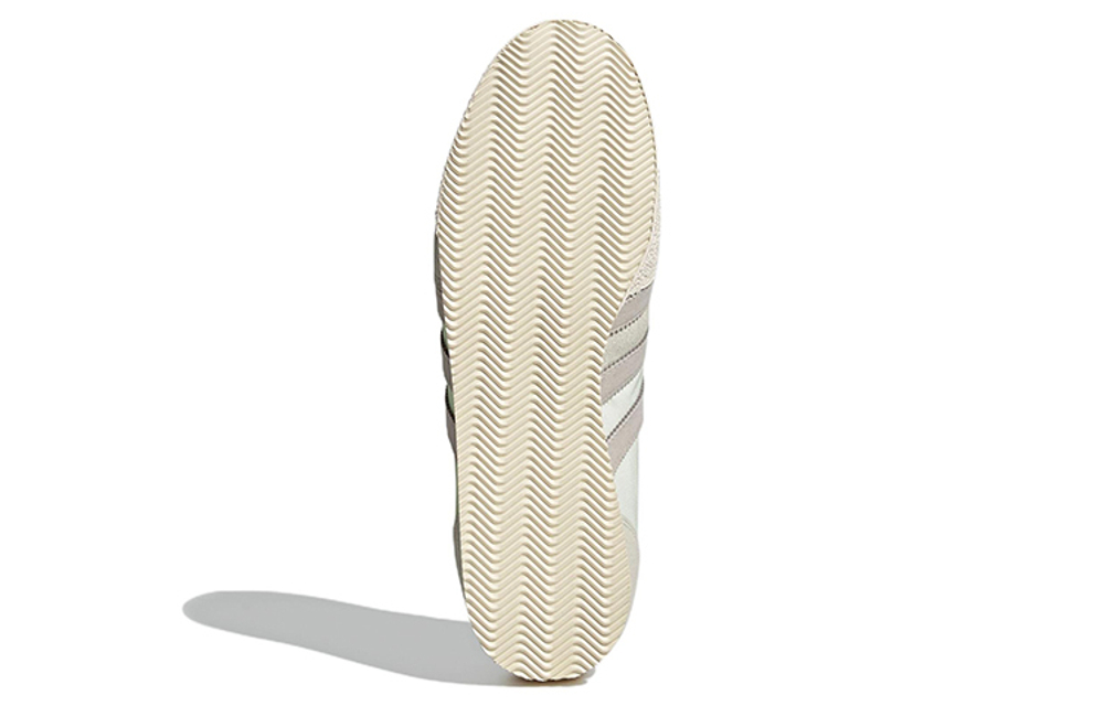 Кроссовки Parley X Adidas Ultraboost Light