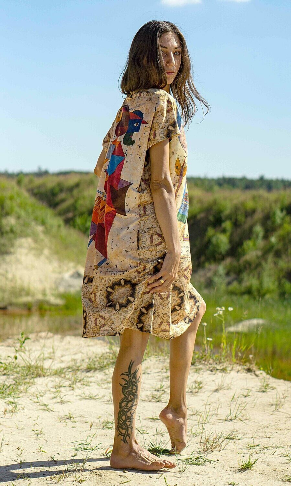 Платье по мотивам живописи художника сюрреалиста Виктора Браунера "Без названия" 1946г.