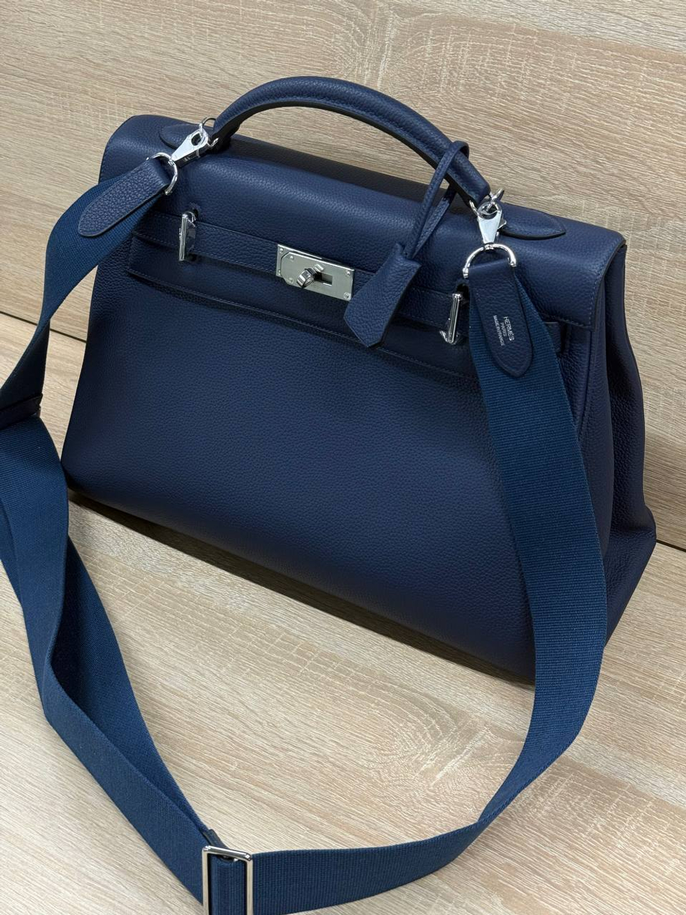 Портфель Hermes