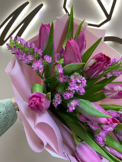 Букет 8 Марта Б-420