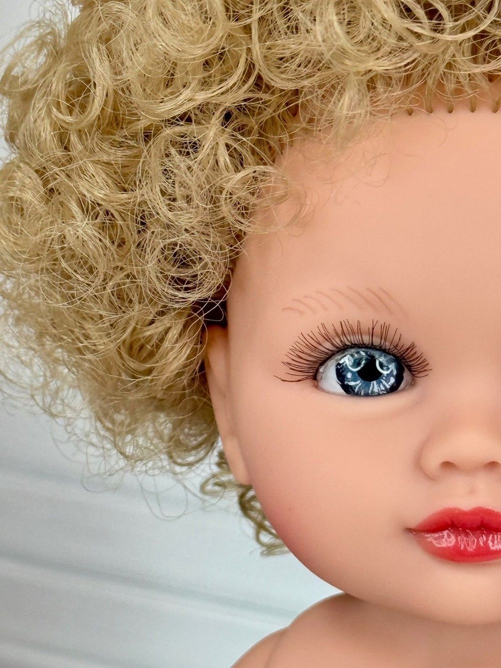 Кукла Manolo Dolls виниловая Sofia 32см без одежды (9200)