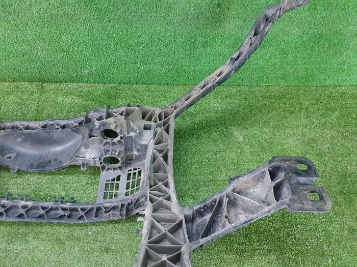 Телевизор Ford Transit 7 (2014-н.в.)