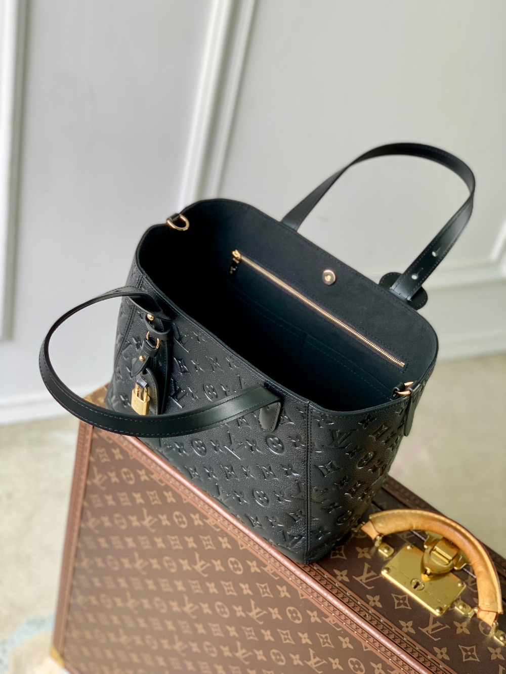 Louis Vuitton All In One PM