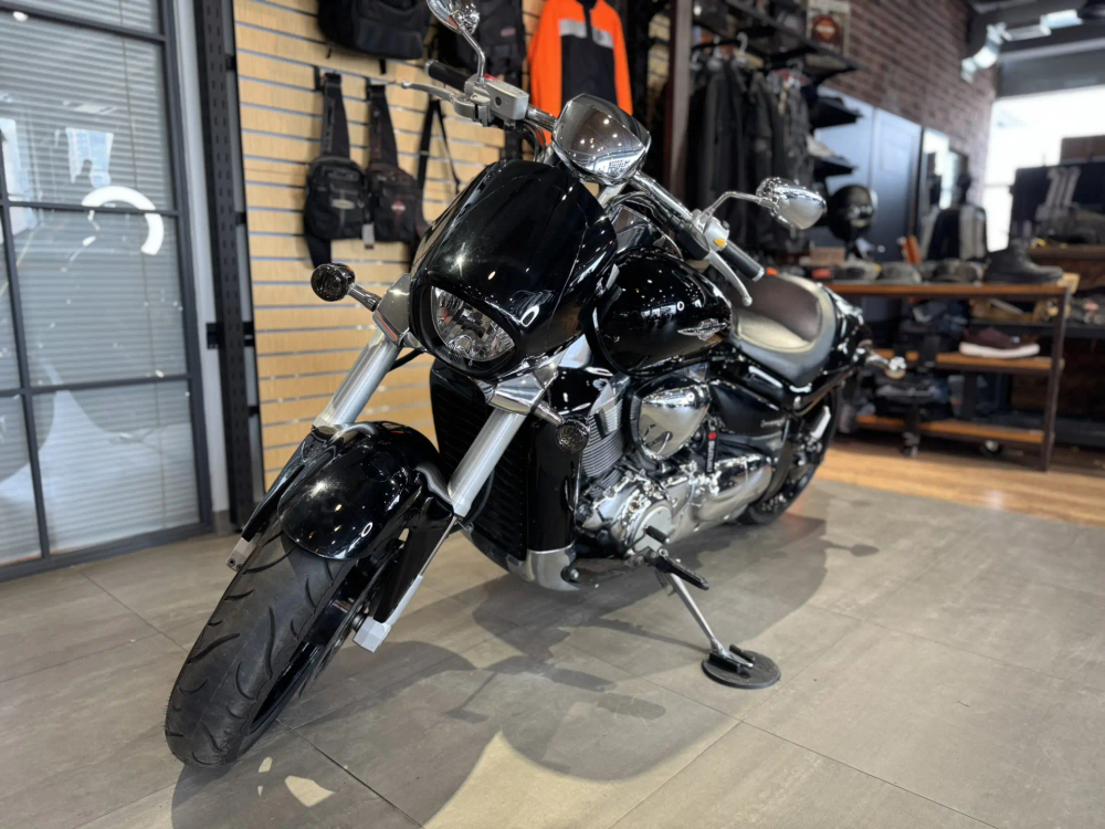 Suzuki Boulevard M109R