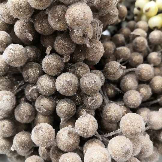 Ягоды в сахаре на проволоке (Золото)