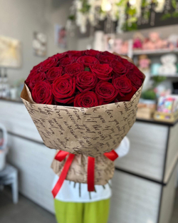 33 Розы в оформлении 🌹🌹🌹