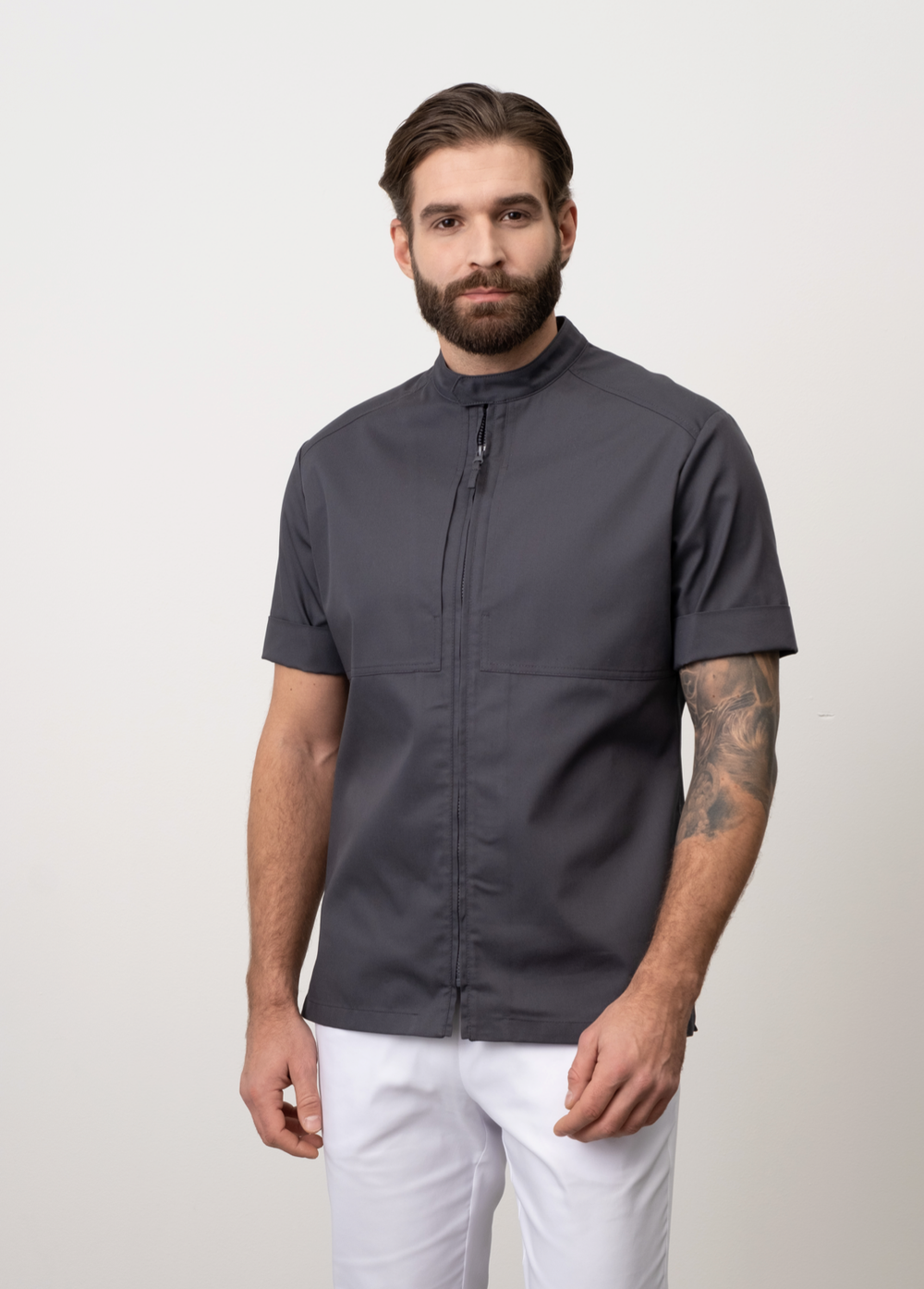 Туника с кокетками-карманами