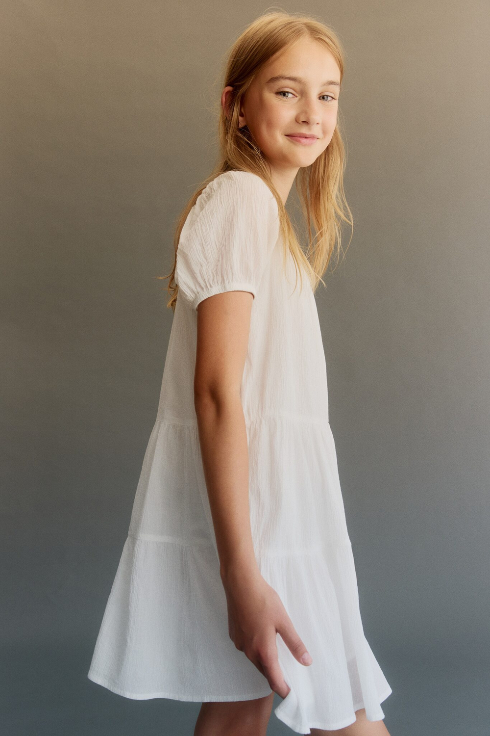 H&M Платье из жатого хлопка, белый