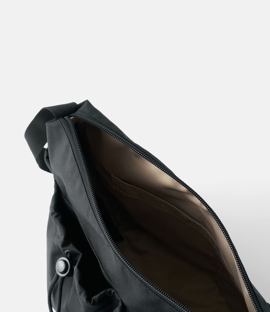Campbell Cole BC11 Cordura Black — наплечная сумка из нейлона