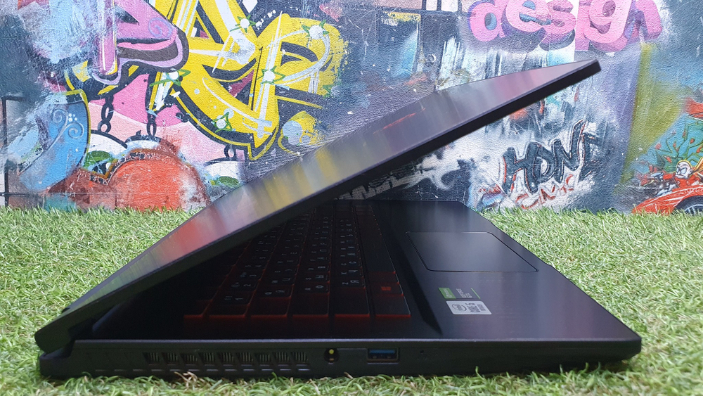 Игровой MSI i5-10/16Gb/GTX 1650 Ti MAX Q 4Gb/120Hz/MS-16R4 GF63 10SCSR-870CN/Windows 10