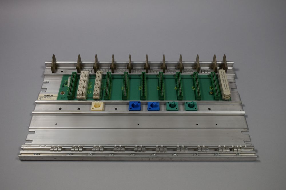 SIEMENS 6ES5700-1LA12