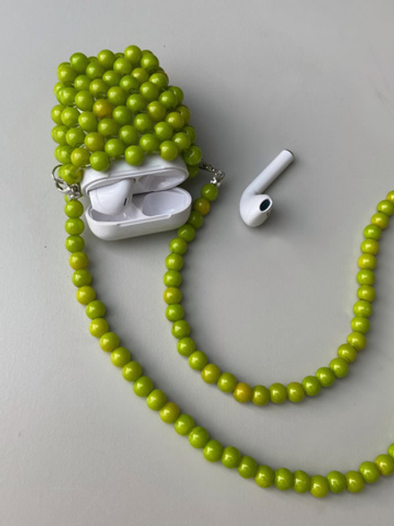 peas AirPods case