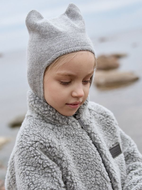 Капор из ангоры 