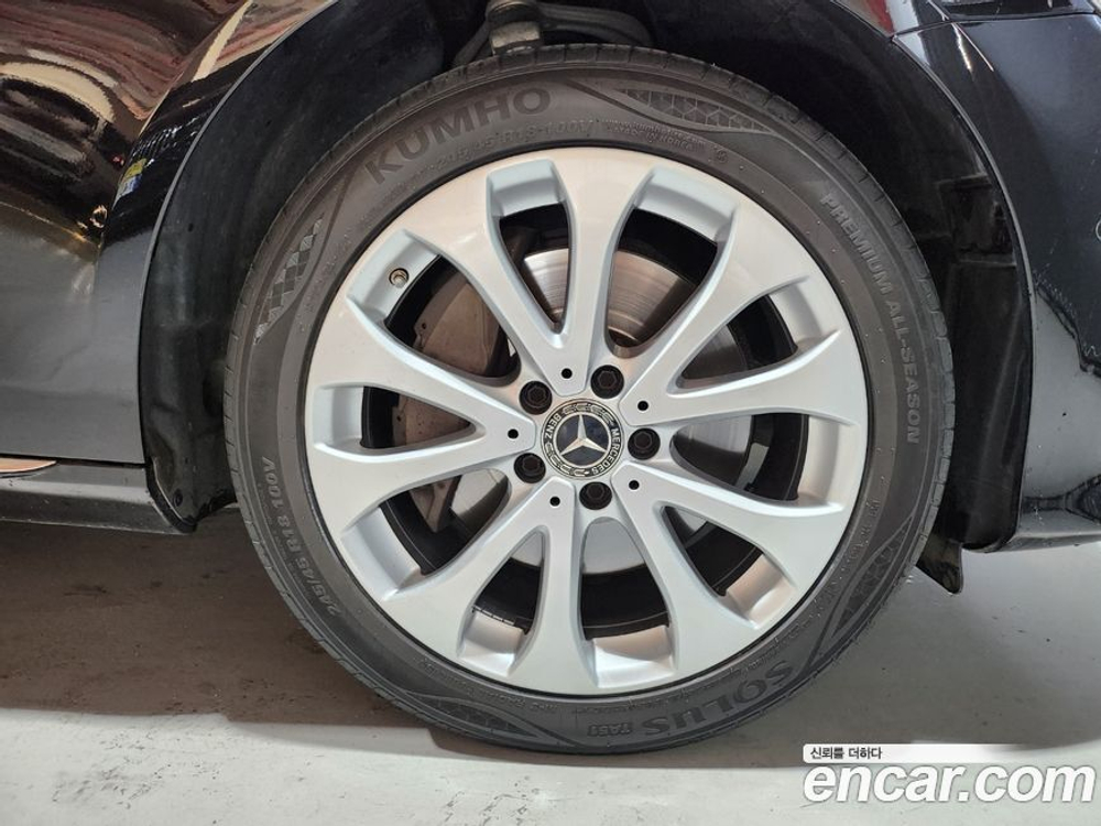 Mercedes-Benz E-Class W213 E300 4MATIC Exclusive (03.2020)