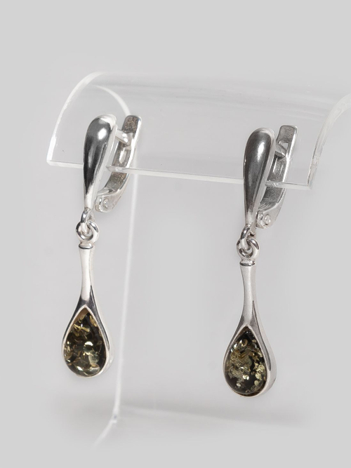 Серьги-пусеты из серебра 925 с цельным зеленым янтарем. Калининградский янтарь серьги