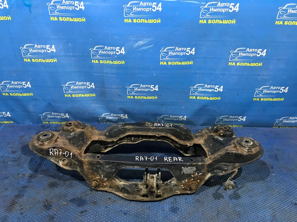 Балка задняя Honda ODYSSEY 2000