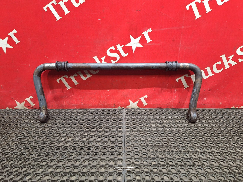 Стабилизатор передний