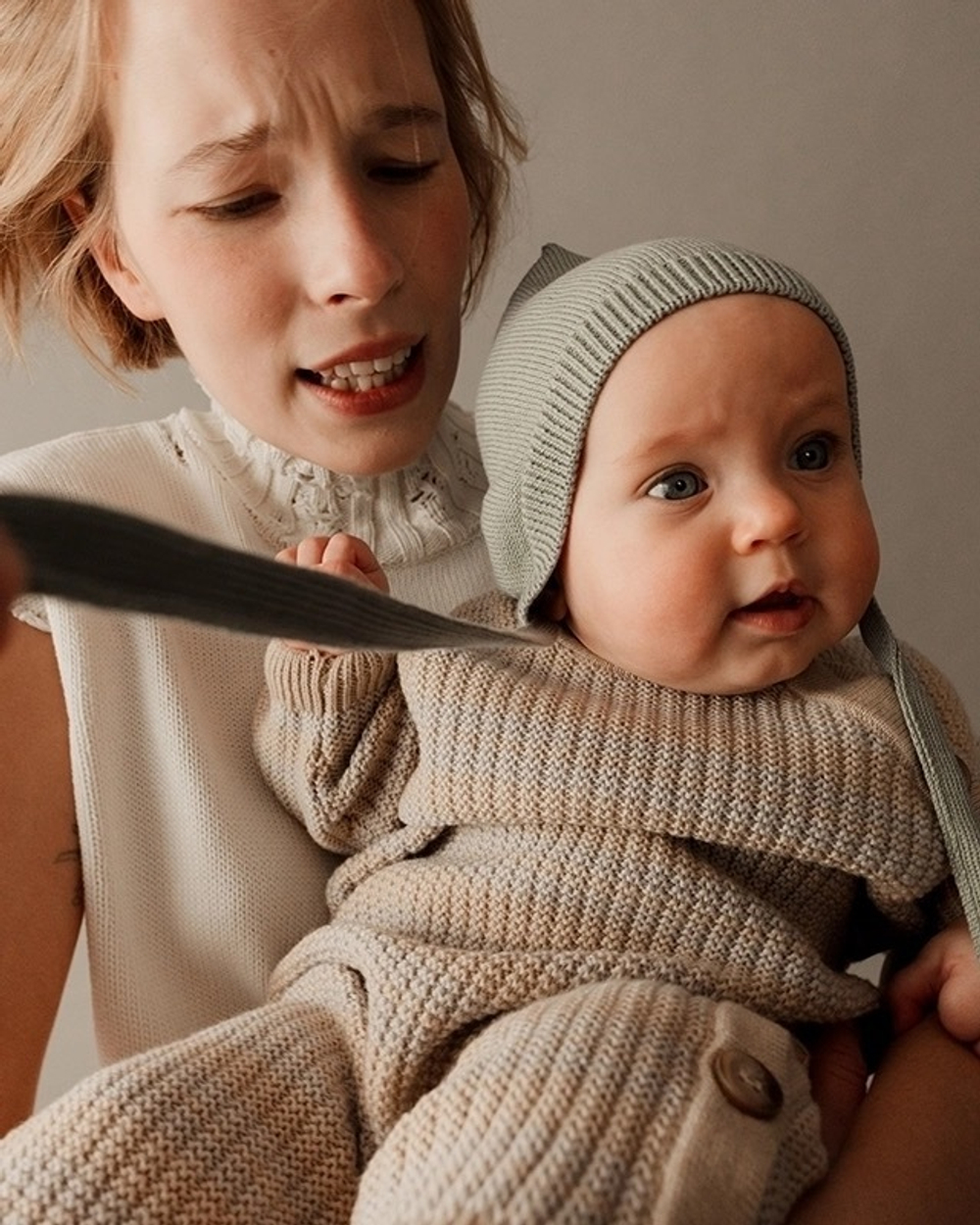 Чепчик детский Loomknits Серый