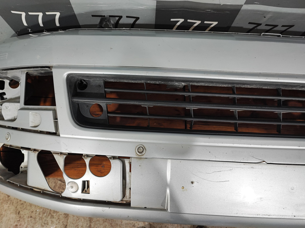 Бампер передний Transporter Multivan T5 09-15 Б/У Оригинал 7E5807221