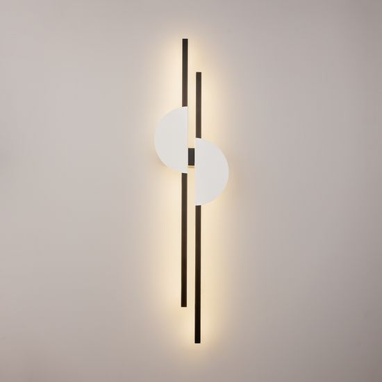 Настенный светильник (бра) Maytoni MOD179WL-L22W4K