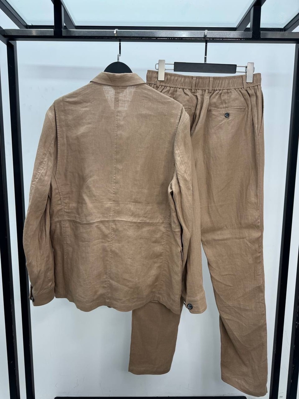 Льняной костюм Brunello Cucinelli