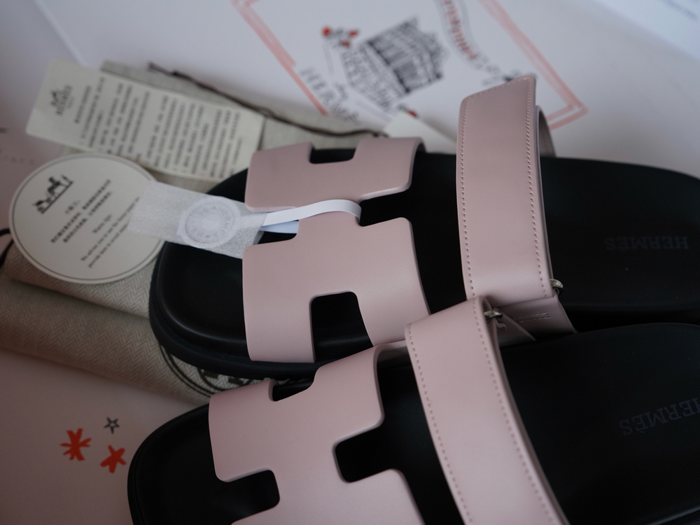 Сандалии из натуральной кожи