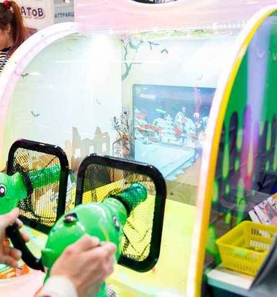 Автомат тир с двойным сидением «Zombie Attack»