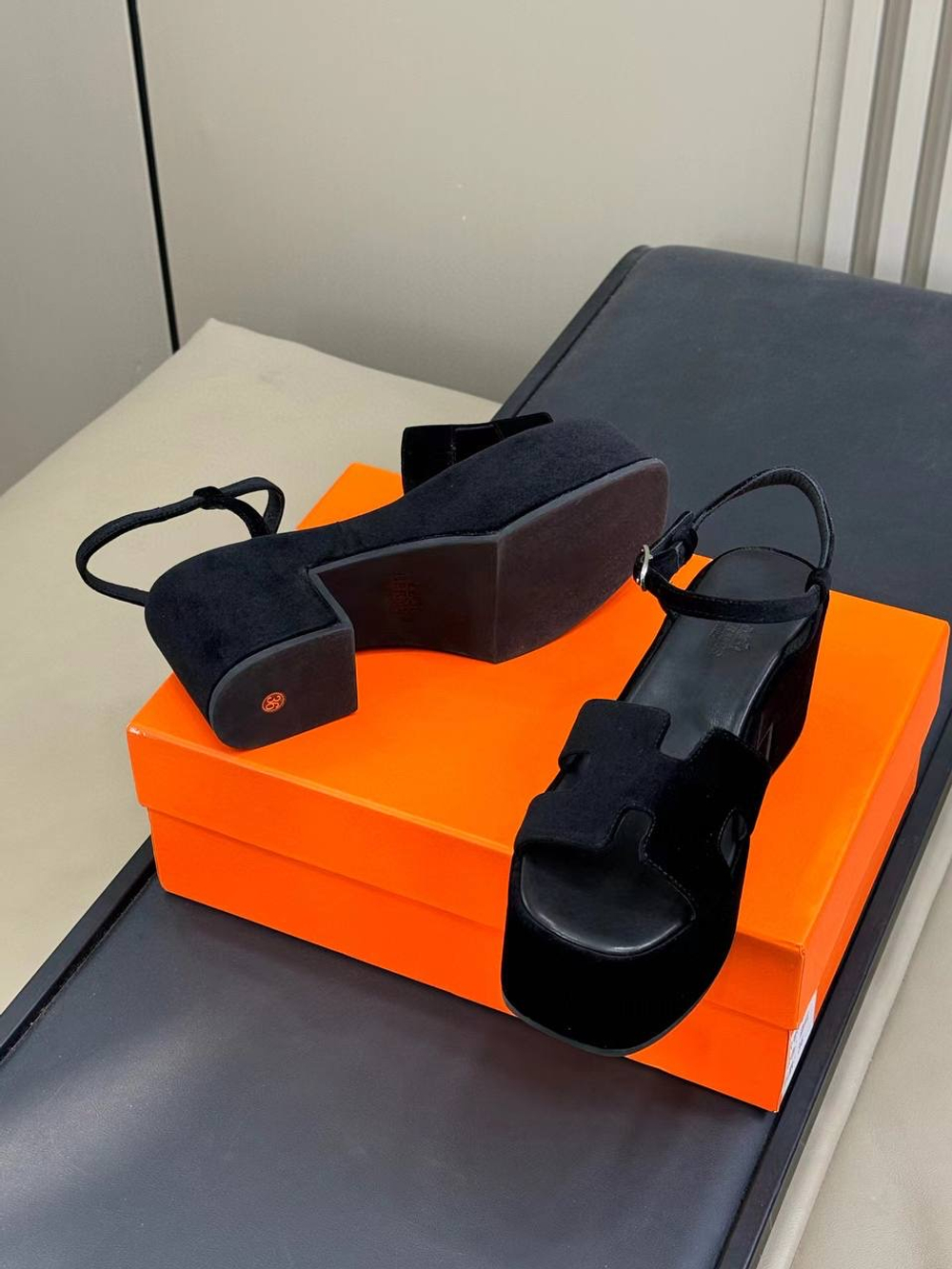 Босоножки Hermes