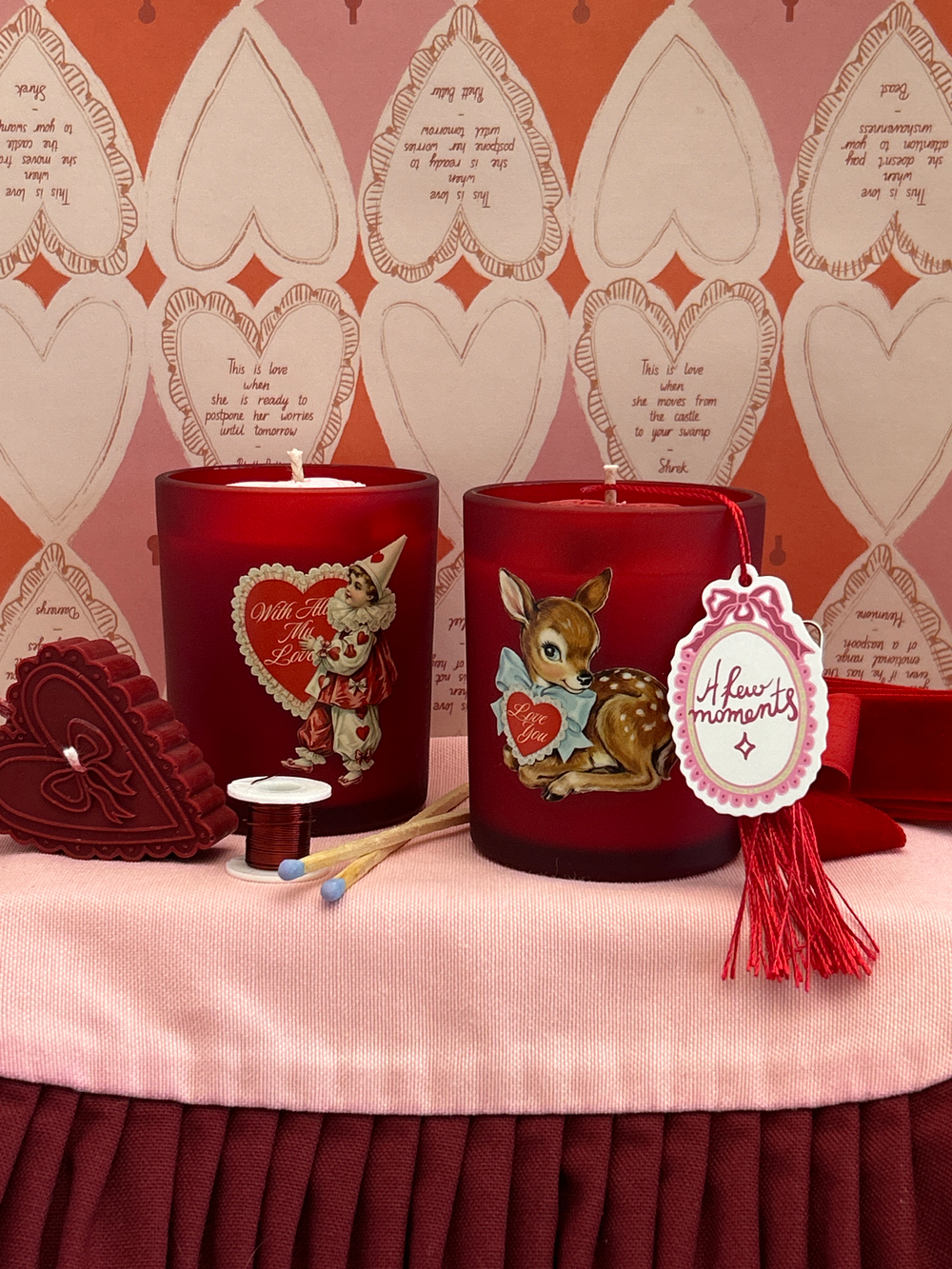 Ароматическая свеча Амур красная серия