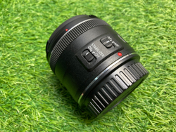 Canon EF 28mm 2.8 IS USM