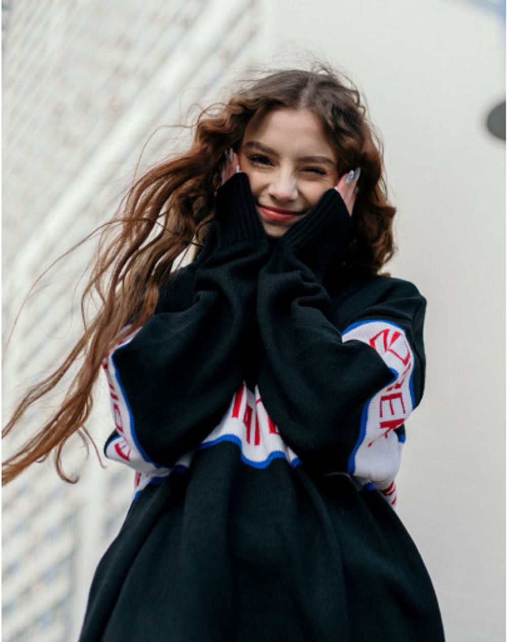 Свитер БИЧ Черный