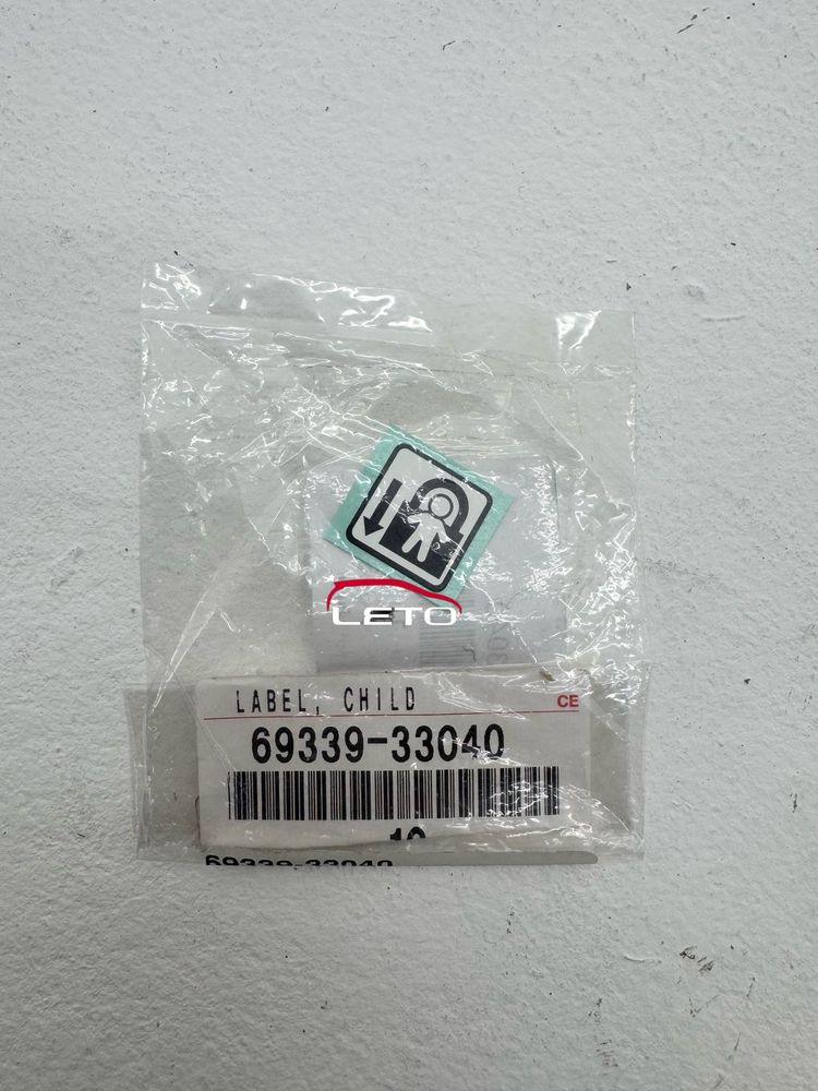 Наклейка двери (для детского замка) 69339-33040 6933933040