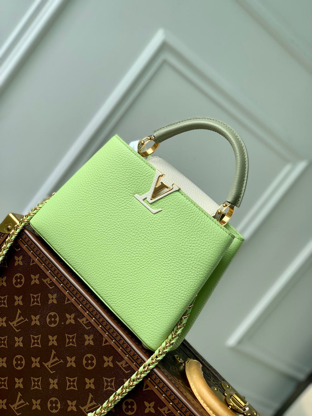 Louis Vuitton Capucines BB