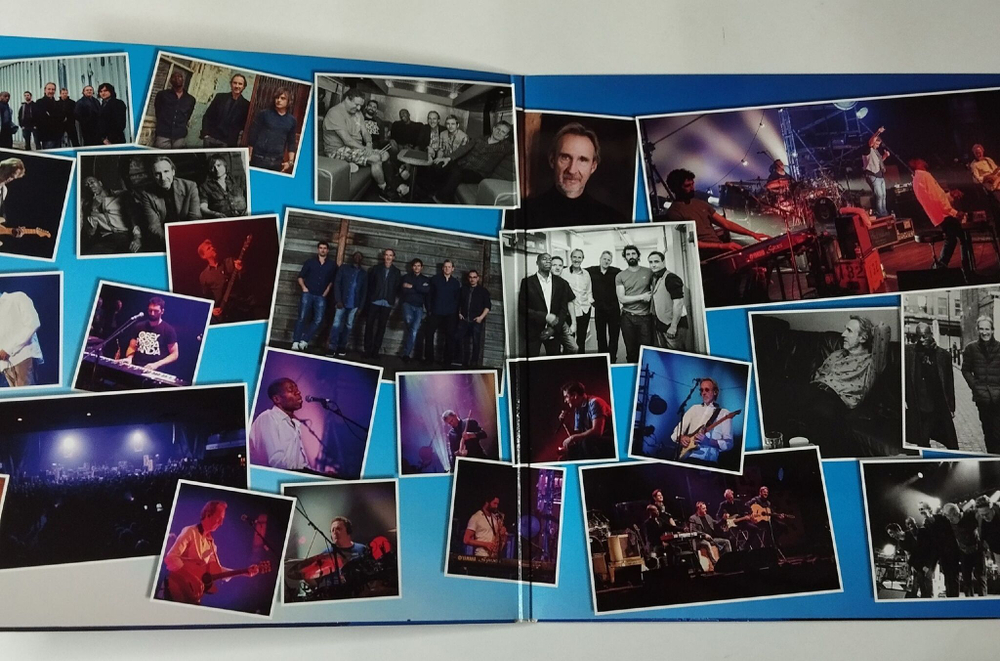 Винтажная виниловая пластинка LP Mike and The Mechanics Out Of The Blue (EU 2019)