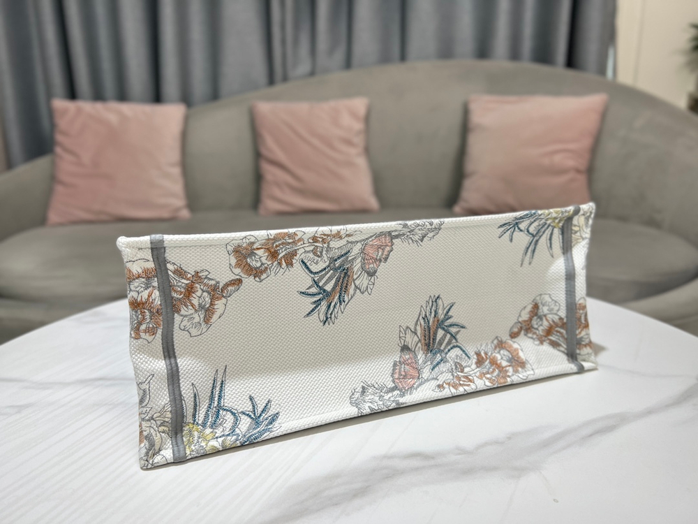 Christian Dior Book Tote 42 cm