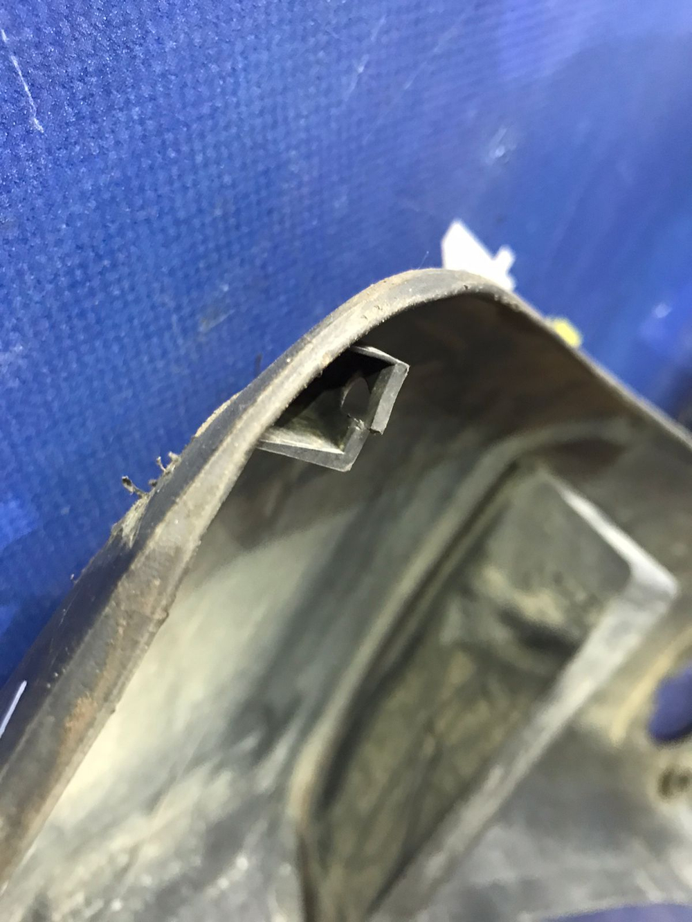 Бампер передний TOYOTA PROBOX 2002-2014