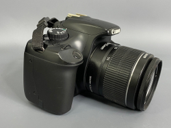 Canon EOS 1100D Kit 18-55mm 17.000 кадров