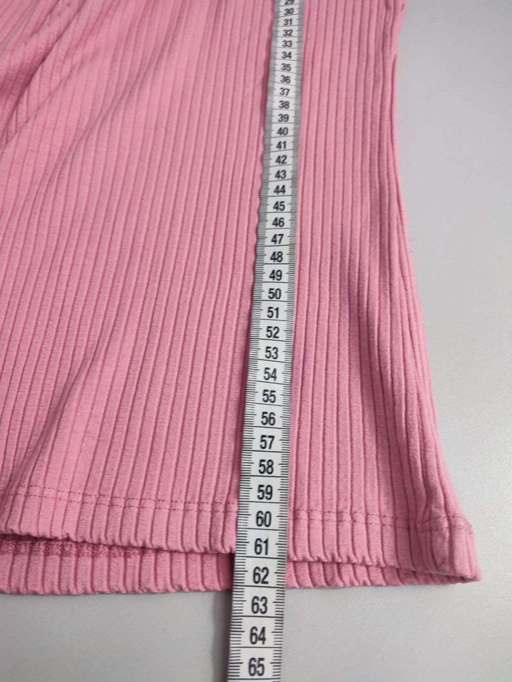 Джемпер нежного цвета 46 размер