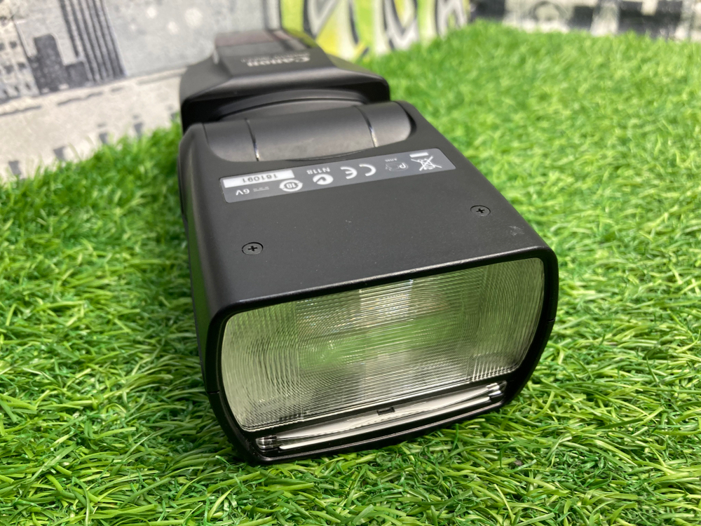 Canon Speedlite 580 EX II