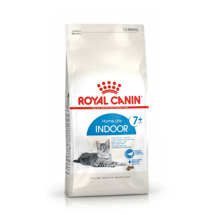 Корм для кошек Royal Canin Indoor 7+ сухой сбалансированный для cтареющих кошек,живущих в помещении - 2 кг