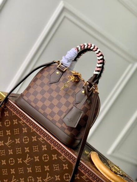 Louis Vuitton Alma BB
