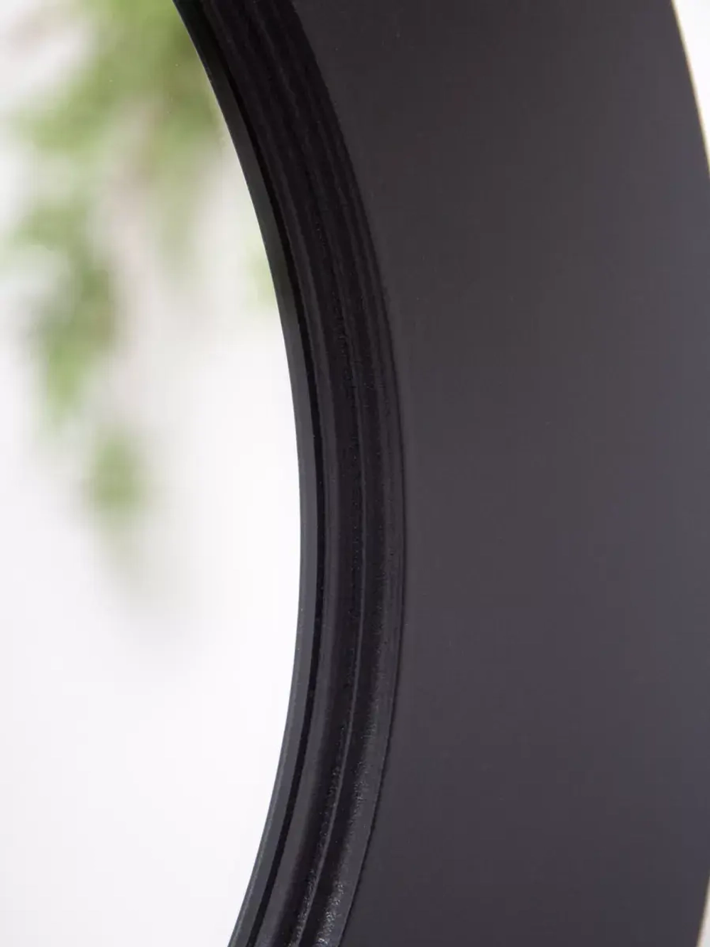 Зеркало настенное 48 см