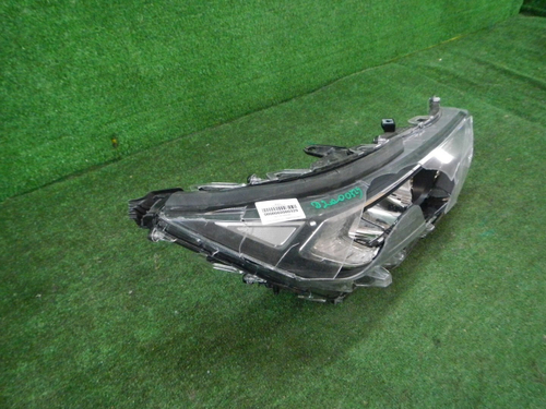 Битая Фара правая Toyota RAV4 5 XA50 (2018-н.в.) LED