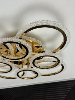 Люстра потолочная светодиодная с пультом, золотая, светильник