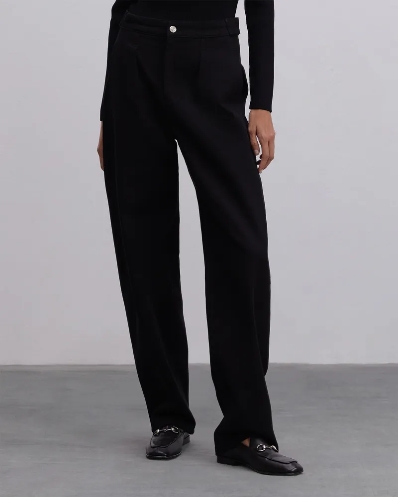 Черные прямые джинсы-трубы