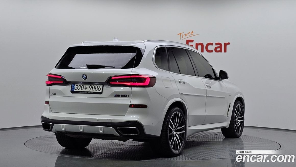 BMW X5 (G05) M50i (09.2021)
